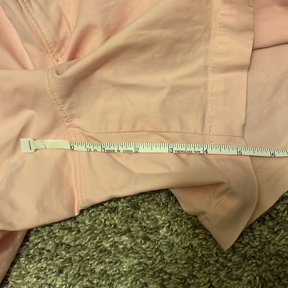 Old navy Pink chino Women's Shorts size 10 - Picture 8 of 9